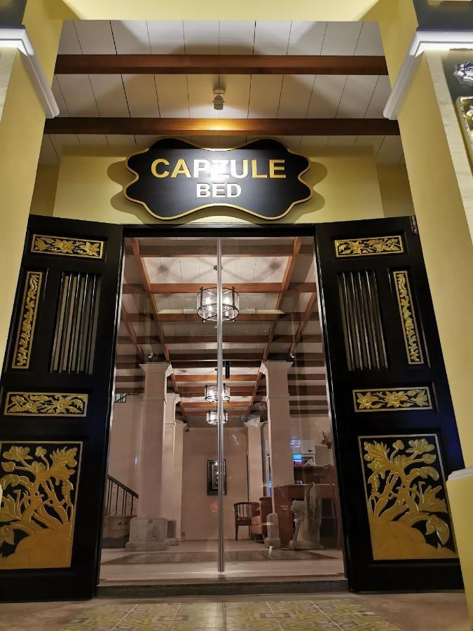 Capzule Bed Phuket Hostel Buitenkant foto